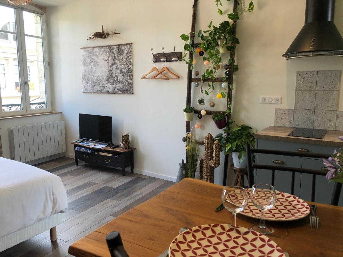 Appartement Centre-Ville Avec Terrasse Rustique Vannes Dış mekan fotoğraf